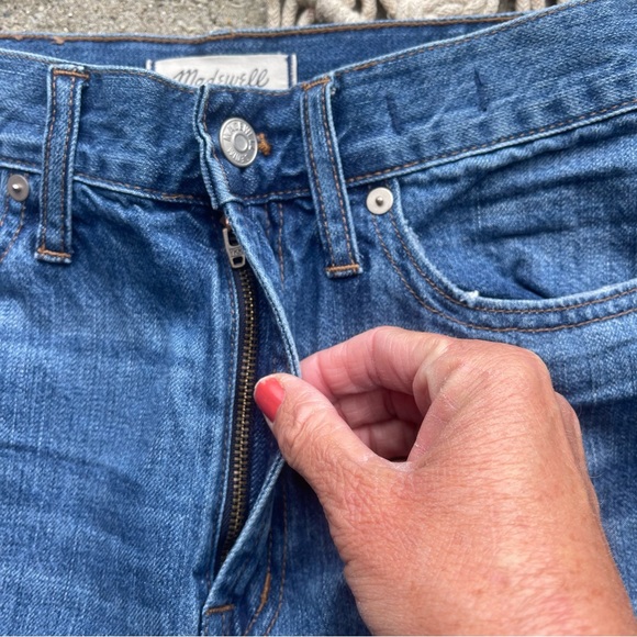 Madewell High Rise Cropped Frayed Hem Jeans Size 27 - The Perfect Vintage Jean - Picture 4 of 7